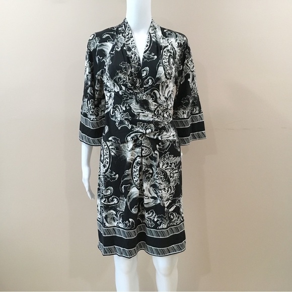BCBGMAXAZRIA kimono dress v neck vintage 90s Y2k white black size XS - Picture 1 of 8